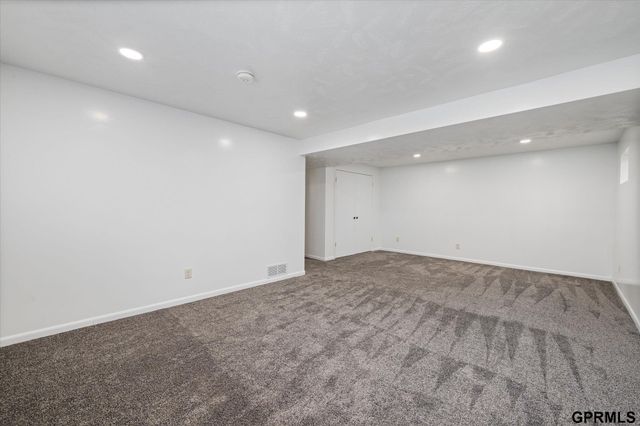 800 Northborough Lane, Lincoln, NE 68505