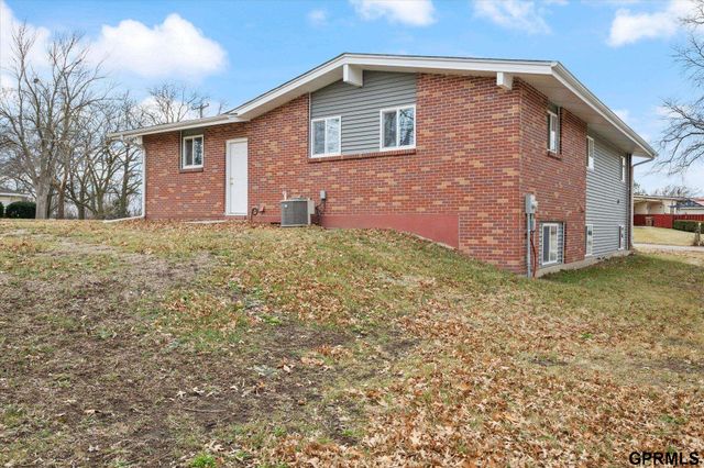 800 Northborough Lane, Lincoln, NE 68505