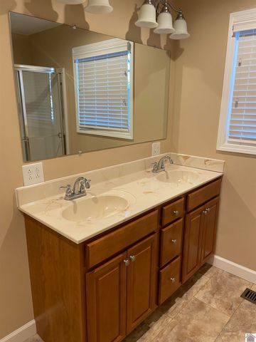 125 duncan, Paducah, KY 42003