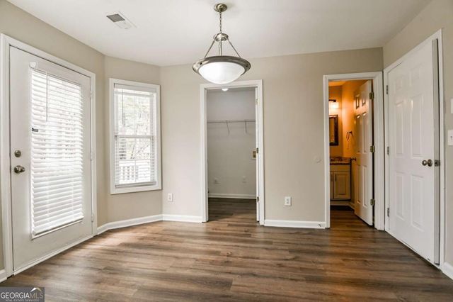 1534 Hayden Mill Way, Lawrenceville, GA 30043