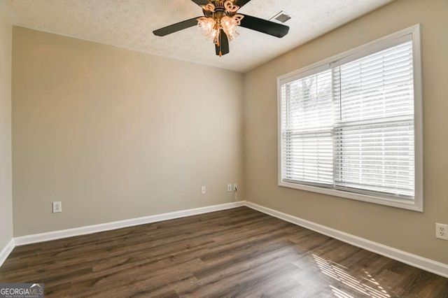 1534 Hayden Mill Way, Lawrenceville, GA 30043