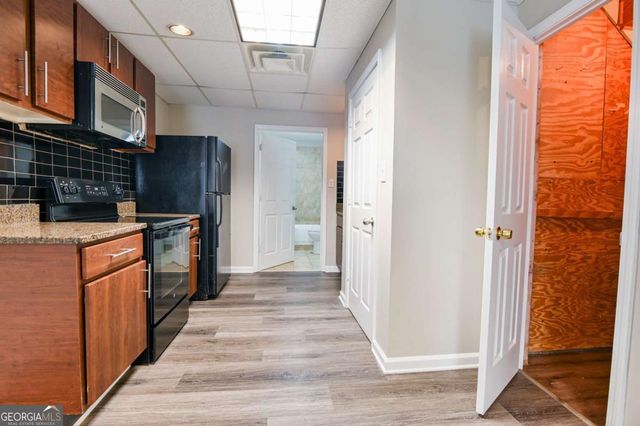 1534 Hayden Mill Way, Lawrenceville, GA 30043