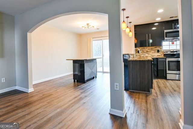 1534 Hayden Mill Way, Lawrenceville, GA 30043