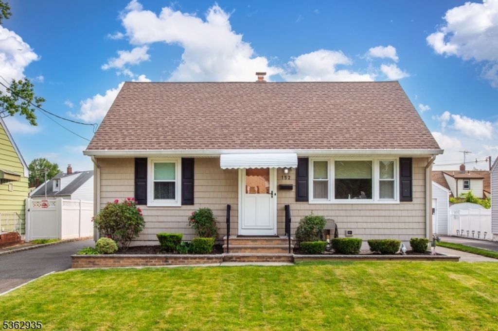 152 Athenia Ave, Clifton City, NJ 07013