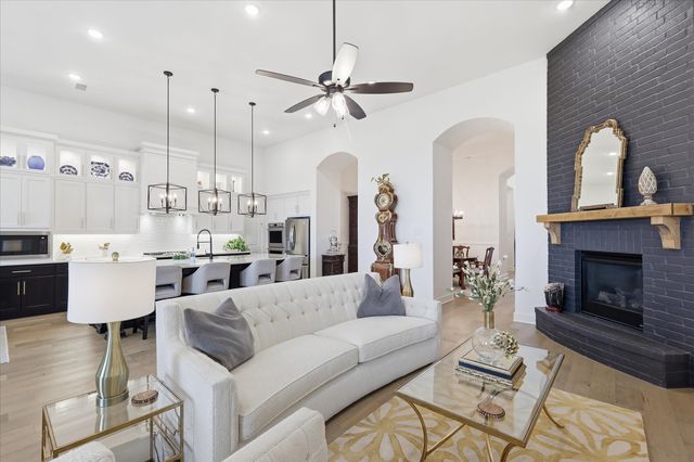 1507 Emberwood Horizon, Mansfield, TX 76063