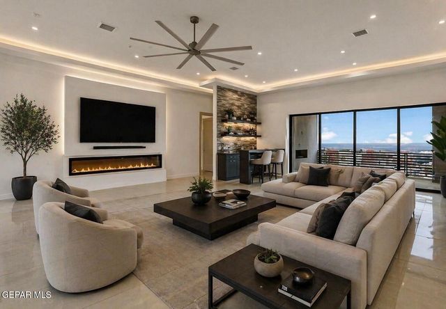 1281 DESERT NIGHT Street, El Paso, TX 79912