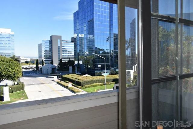 9290 Towne Centre Dr 87, San Diego, CA 92121