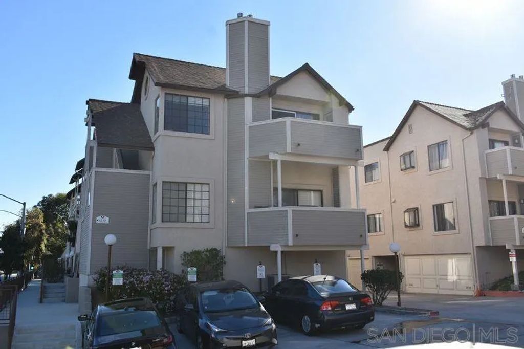 9290 Towne Centre Dr 87, San Diego, CA 92121