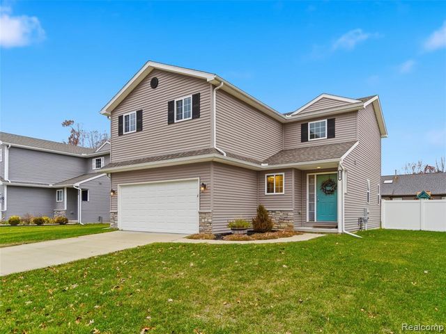 250 Fountain Park Drive, Waterford, MI 48327