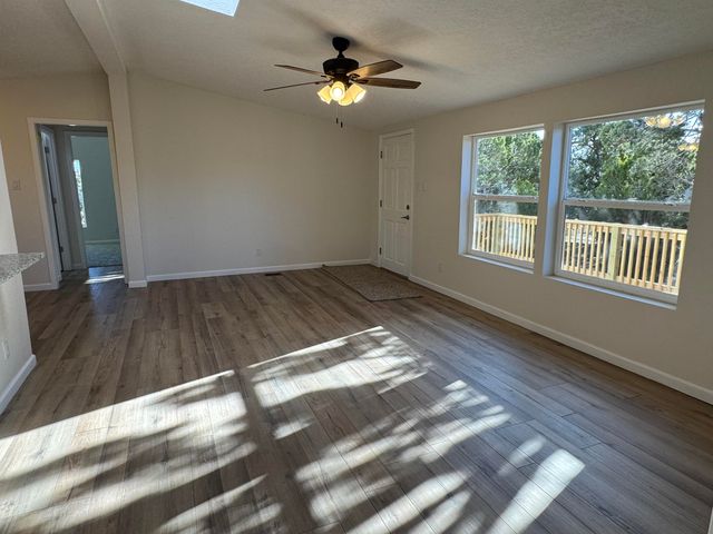 13 E Willard Road, Edgewood, NM 87015