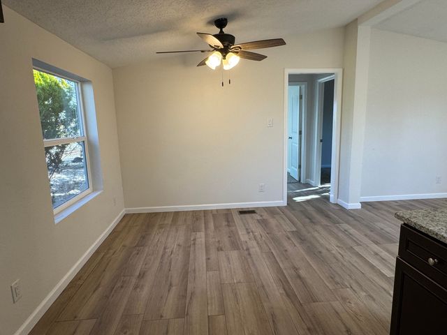 13 E Willard Road, Edgewood, NM 87015