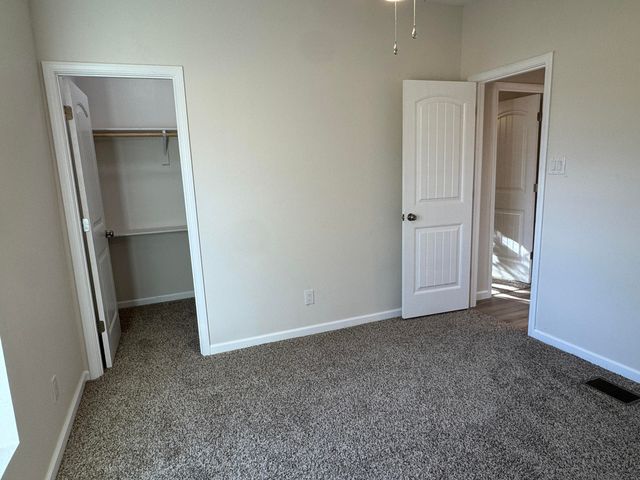 13 E Willard Road, Edgewood, NM 87015