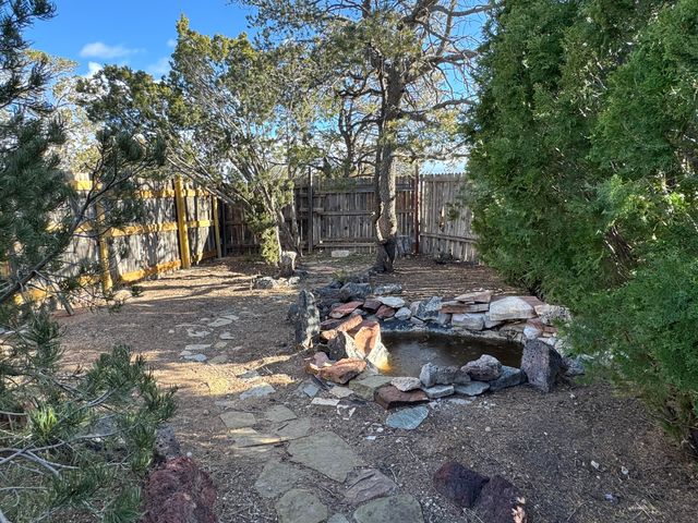 13 E Willard Road, Edgewood, NM 87015