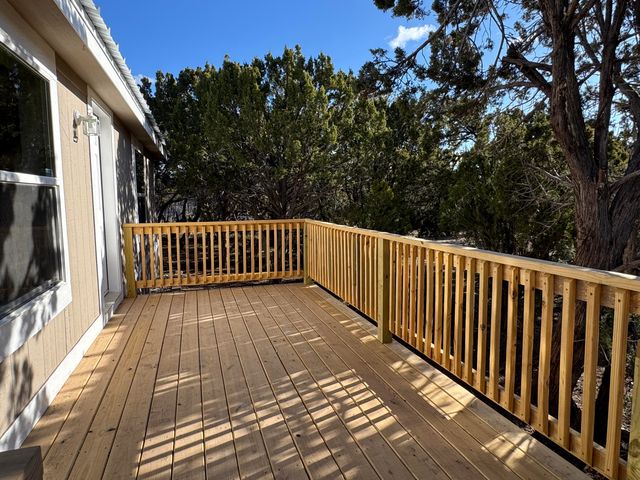 13 E Willard Road, Edgewood, NM 87015