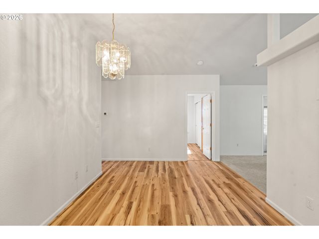 1785 BROOKHURST Way, Grants Pass, OR 97527