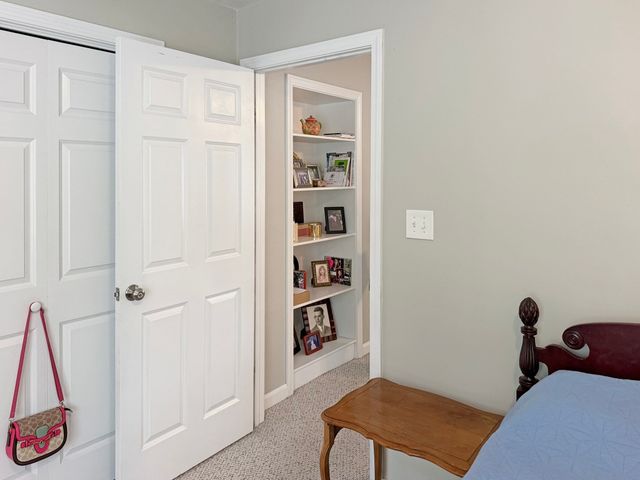 239 Union St 2, Franklin, MA 02038
