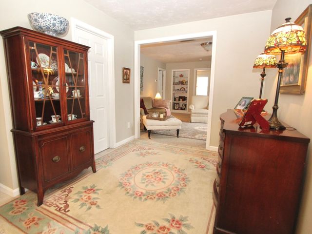 239 Union St 2, Franklin, MA 02038
