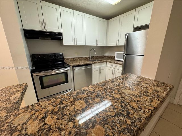 10717 Cleary Blvd 107, Plantation, FL 33324