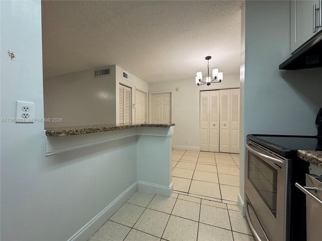 10717 Cleary Blvd 107, Plantation, FL 33324