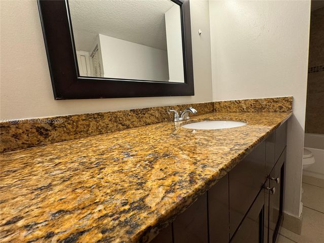 10717 Cleary Blvd 107, Plantation, FL 33324