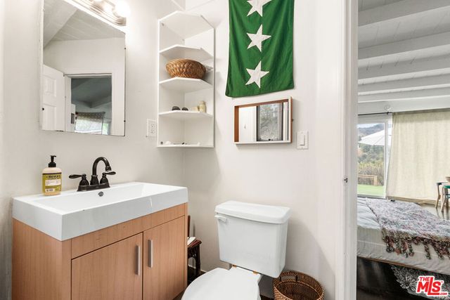 2316 Laurelmont Place, Los Angeles, CA 90046