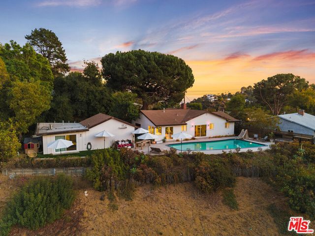 2316 Laurelmont Place, Los Angeles, CA 90046