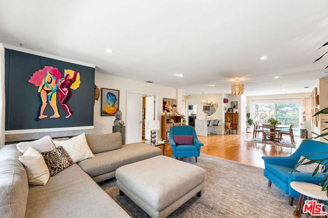 2316 Laurelmont Place, Los Angeles, CA 90046