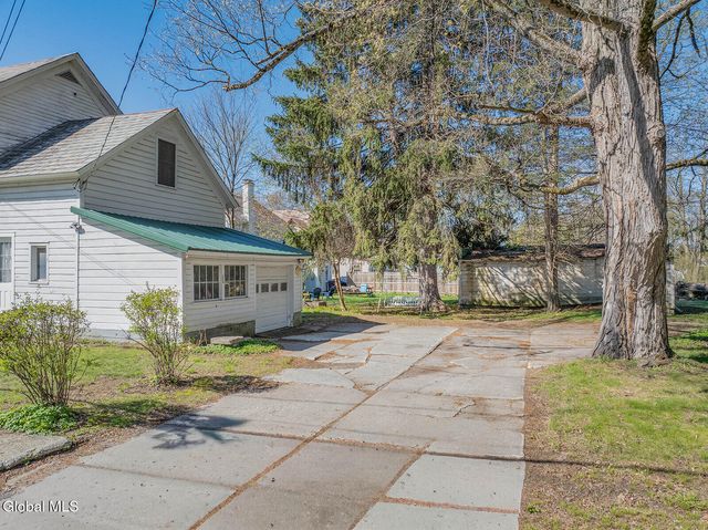 24 Mowry Avenue, Greenwich, NY 12834