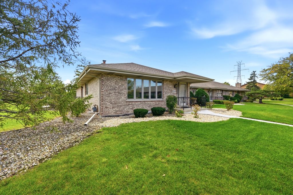 18040 Delaware Court 104, Orland Park, IL 60467 — photo 2
