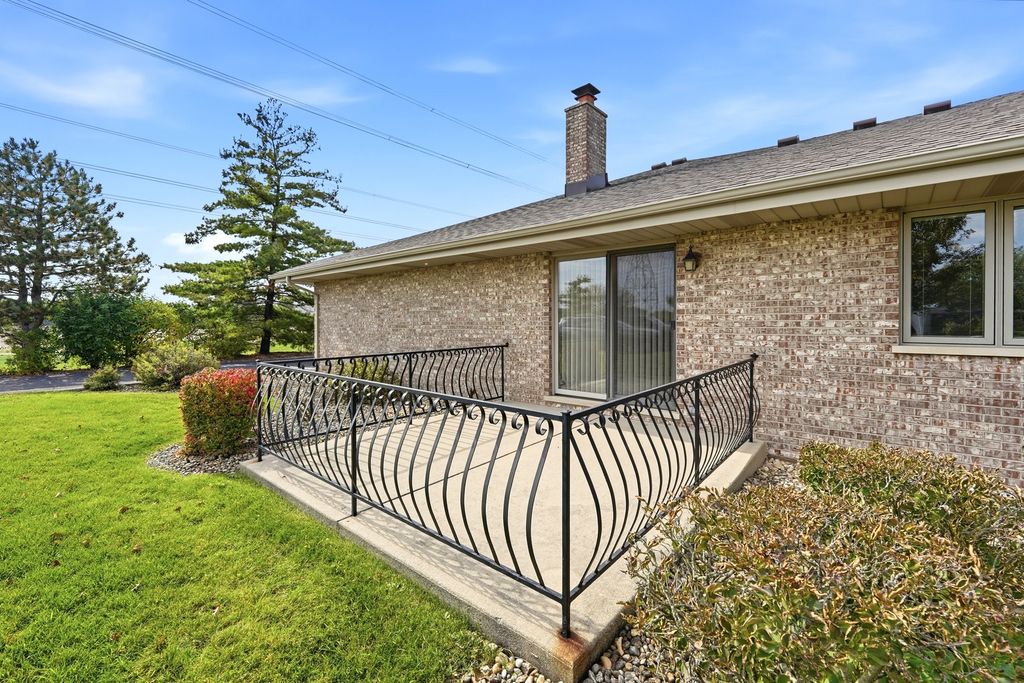 18040 Delaware Court 104, Orland Park, IL 60467 — photo 4