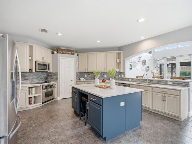 8405 Player Drive, Rowlett, TX 75089