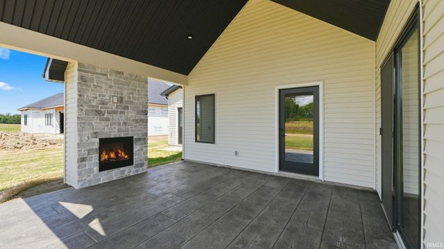 1840 Burnt Lake Drive, Fort Wayne, IN 46814
