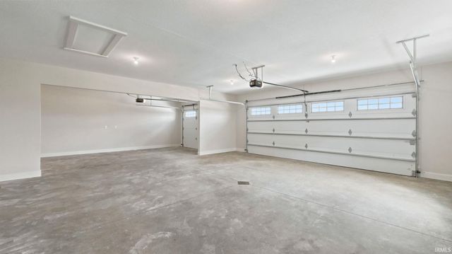 1840 Burnt Lake Drive, Fort Wayne, IN 46814