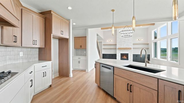 1840 Burnt Lake Drive, Fort Wayne, IN 46814