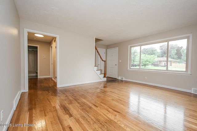 6106 Morning Glory Ln, Louisville, KY 40258