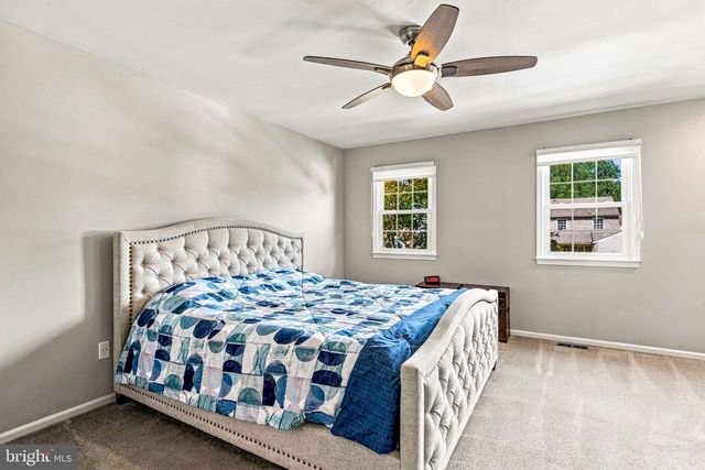 11 TELFORD LN, Mount Laurel, NJ 08054