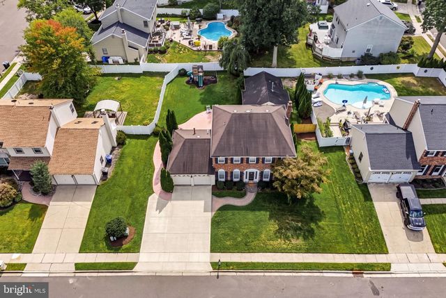 11 TELFORD LN, Mount Laurel, NJ 08054