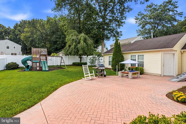 11 TELFORD LN, Mount Laurel, NJ 08054