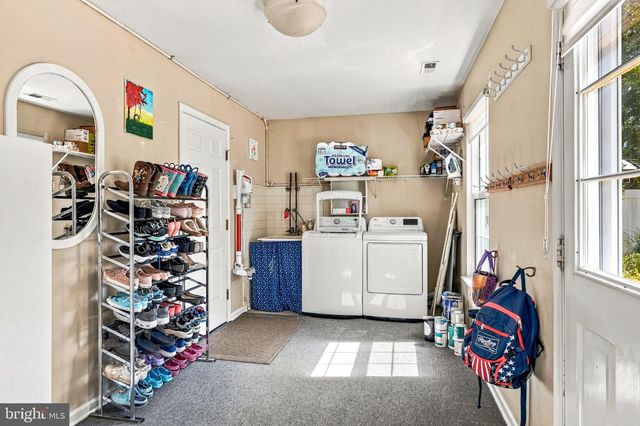 11 TELFORD LN, Mount Laurel, NJ 08054