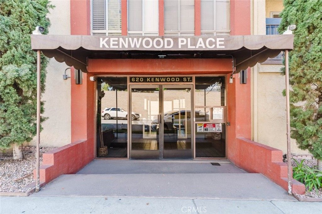 620 N Kenwood Street 208, Glendale, CA 91206 — exterior