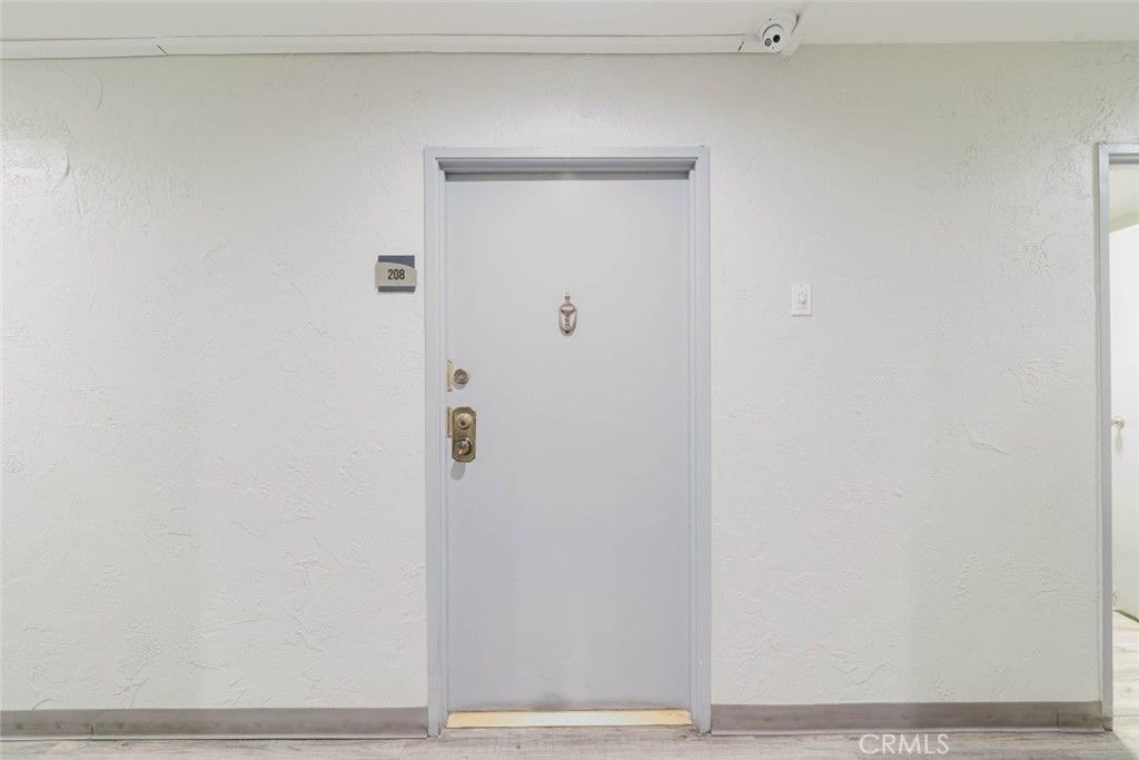 620 N Kenwood Street 208, Glendale, CA 91206 — photo 2