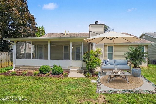 2716 Antone Pkwy, Louisville, KY 40220
