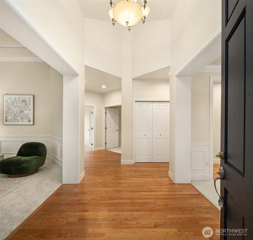 21030 SE 5th Street, Sammamish, WA 98074