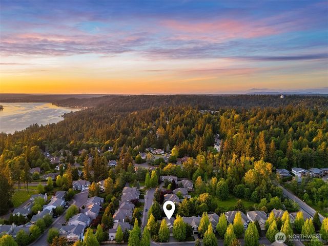21030 SE 5th Street, Sammamish, WA 98074
