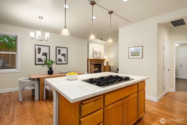 21030 SE 5th Street, Sammamish, WA 98074