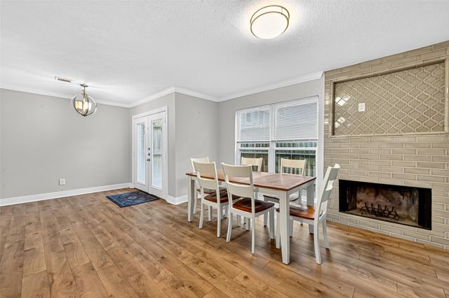 711 Worthshire Street, Houston, TX 77008