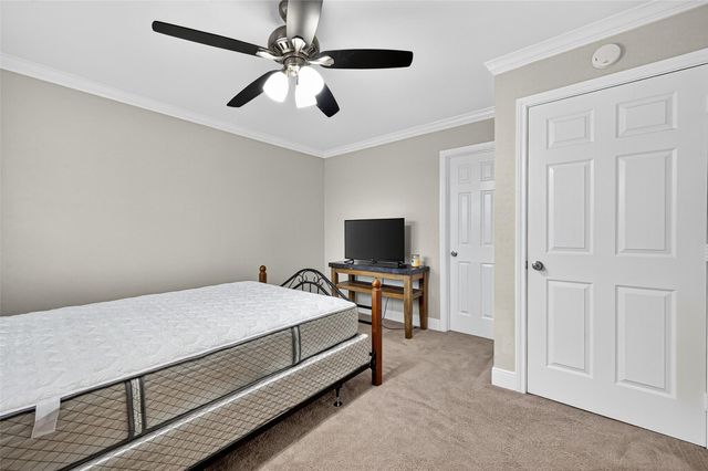 711 Worthshire Street, Houston, TX 77008