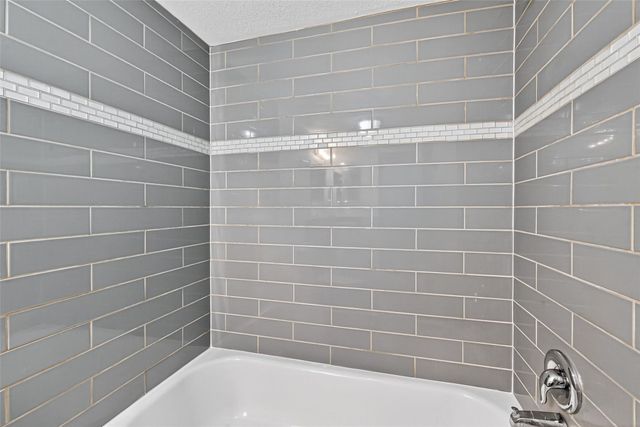 711 Worthshire Street, Houston, TX 77008