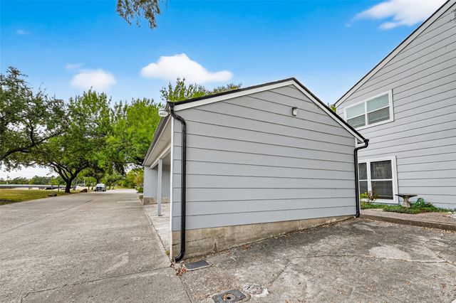 711 Worthshire Street, Houston, TX 77008