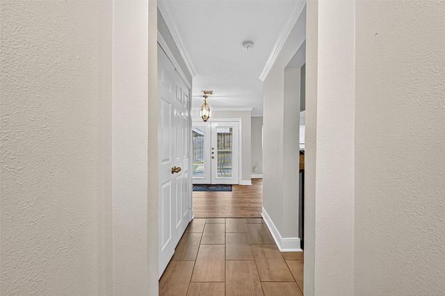 711 Worthshire Street, Houston, TX 77008